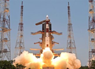 Lanzamiento de Aditya-L1 se realiza con éxito en India