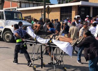Continúan 23 personas hospitalizadas tras derrumbe en iglesia